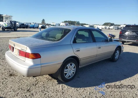 2000 Toyota Camry Ce from USA, damaged, VIN 4T1BG22K7YU738912